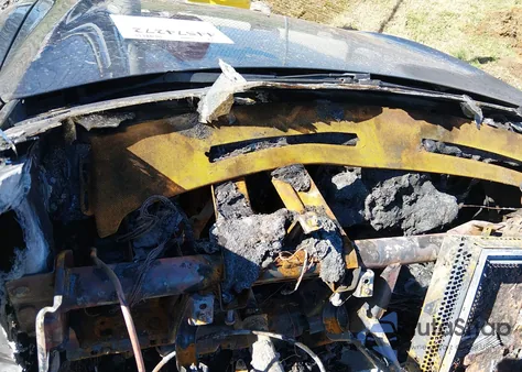 2015 Tesla Model S 70D/85D/P85D z USA, uszkodzony, nr VIN 5YJSA1H25FF084490